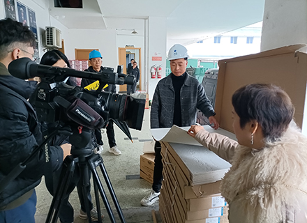 久石貼片石登上杭州電視臺(tái)《我和你說》欄目